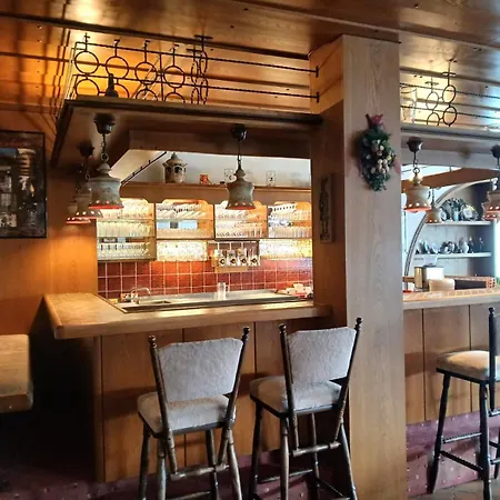 Ξενοδοχείο Hahnenkleer Hof 4*