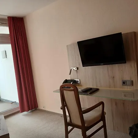 Hahnenkleer Hof Hotel 4*