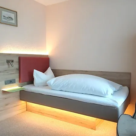Ξενοδοχείο Hahnenkleer Hof 4*