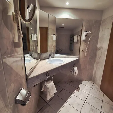 Hahnenkleer Hof 4*