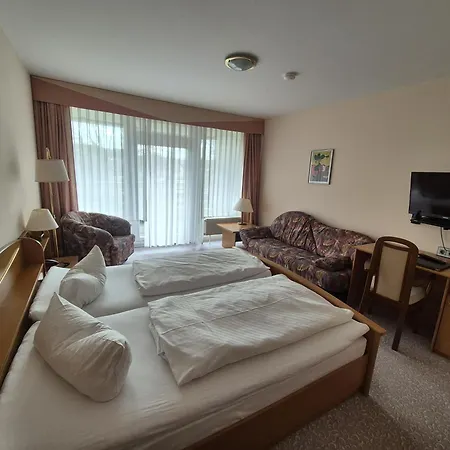 Hahnenkleer Hof 4*