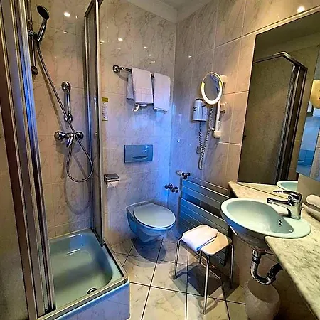 Hahnenkleer Hof Hotel 4*